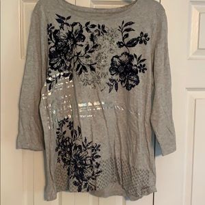 Long sleeve patterned shirt